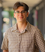 Headshot of grad student Emmanuel Robago Moreno