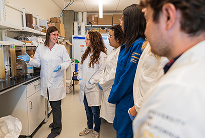 Students in Professor Rebecca Ryals' lab