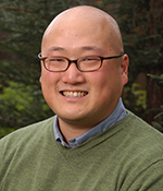 UC Merced professor Arnold Kim